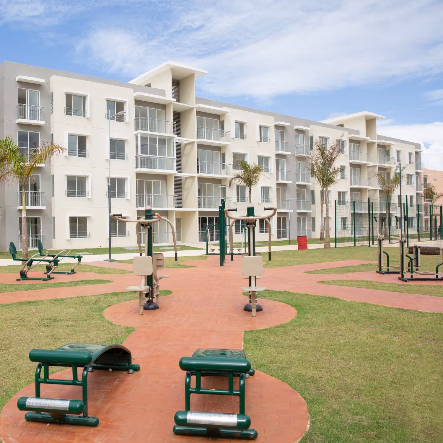 Palmeras del Este IV